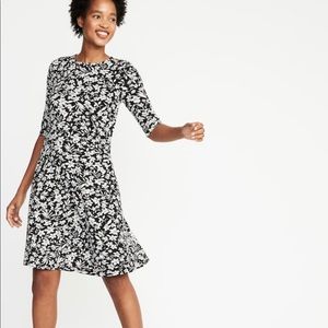 Black and White Swing Dress 🌟last chance 🌟